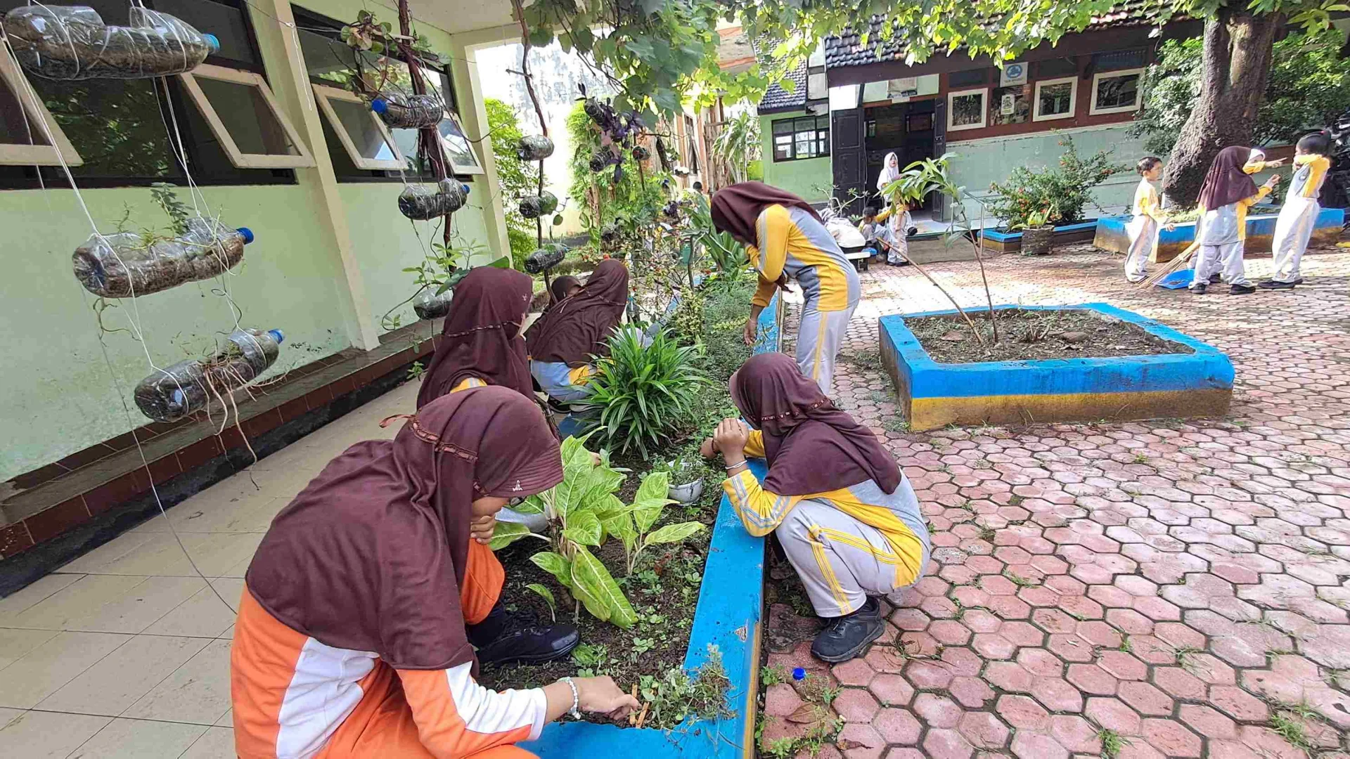 JUM'AT BERSIH