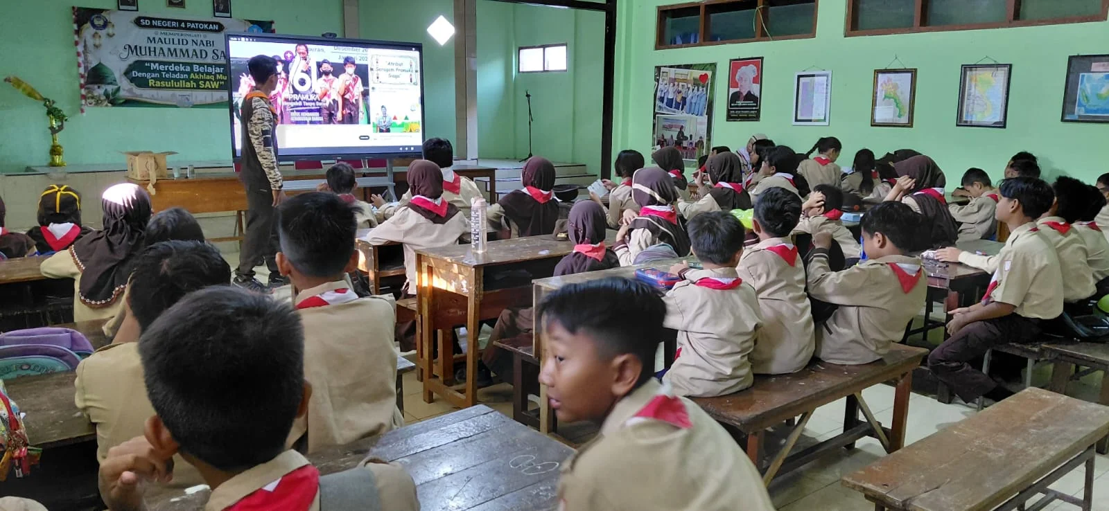 EKSTRA PRAMUKA SD NEGERI 4 PATOKAN
